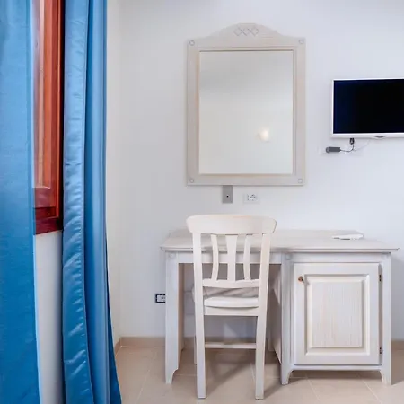 Casa Grande La Crucitta * Baja Sardinia